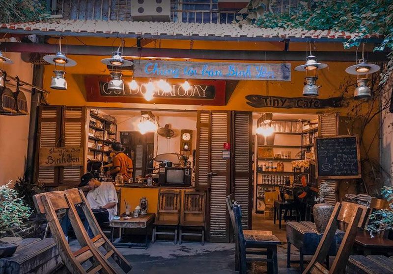 Tiny cafe - Quán cafe Ba Đình đẹp